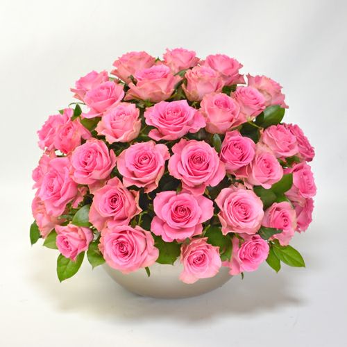 ピンクのバラのアレンジメント(大輪35本)｜青山花茂本店