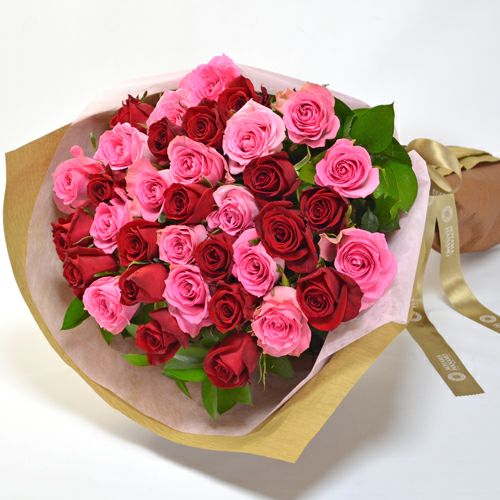 赤とピンクのバラの花束（大輪35本）｜青山花茂本店