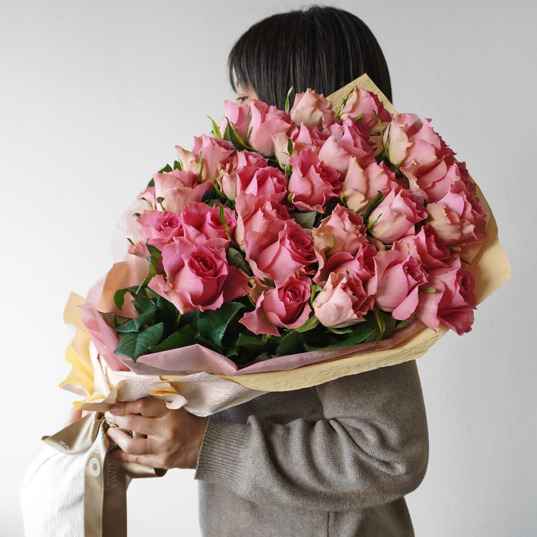 ピンクのバラの花束(大輪30本）