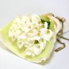 大輪カラーの花束＜アンジェリーナ＞