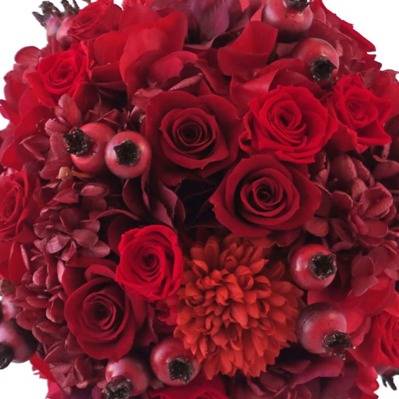 【お歳暮・クリスマス】赤いバラやハイドランジアのプリザーブドフラワー