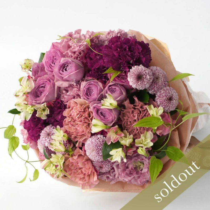 【母の日】濃淡ピンクのカーネーションやピンクのスプレーバラの花束