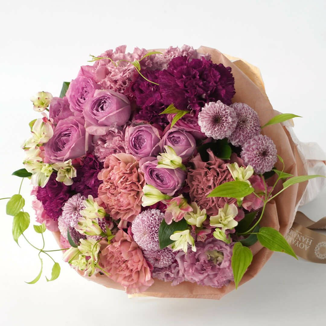 【母の日】濃淡ピンクのカーネーションやピンクのスプレーバラの花束