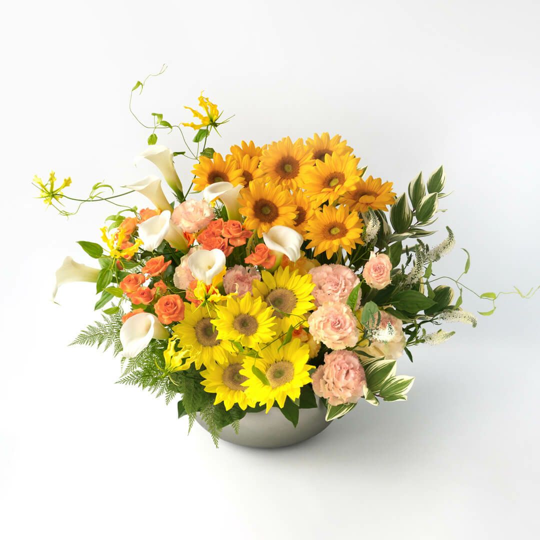 【父の日】黄色いヒマワリやオレンジのバラのアレンジメント