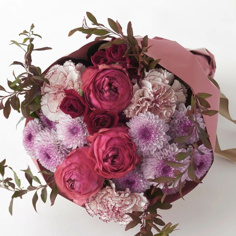 【敬老の日】濃いピンクのバラのおまかせ花束