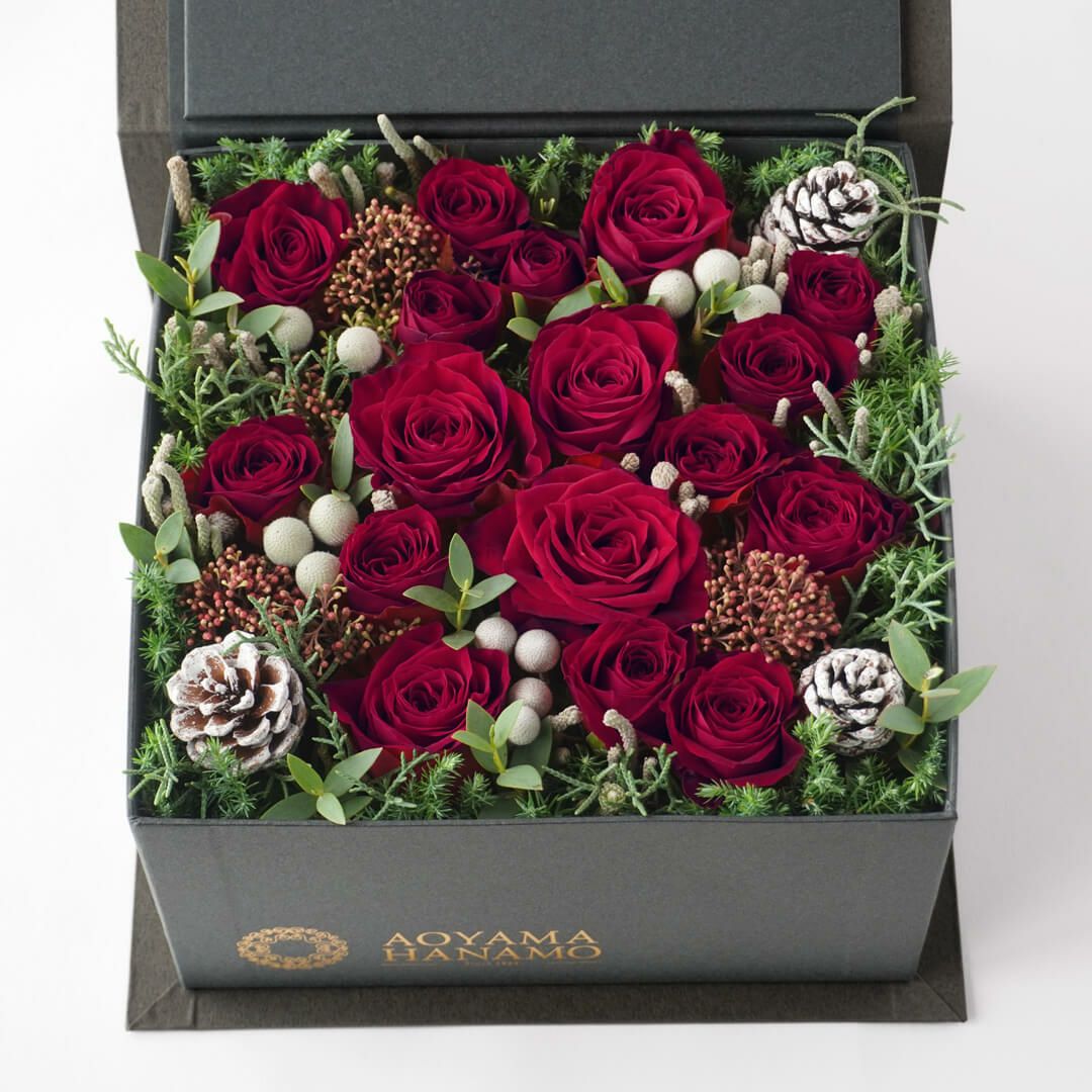 【お歳暮・クリスマス】赤い大輪バラやスプレーバラのボックスアレンジメント